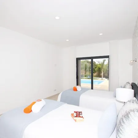 Riviera Villa *