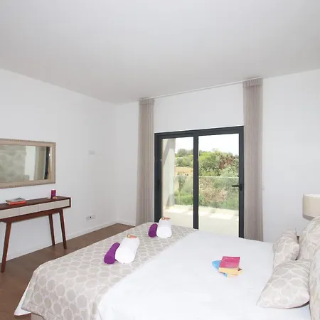 Villa Riviera